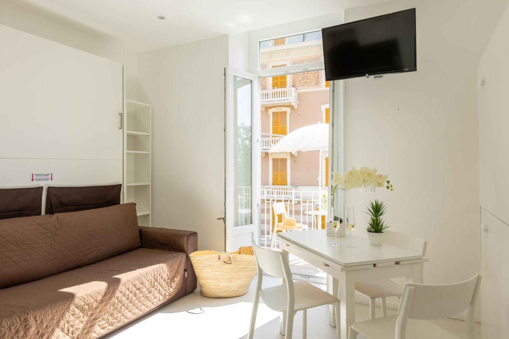 Residence Finale Bike And Beach ฟีนาเลลีกูเร ภายนอก รูปภาพ